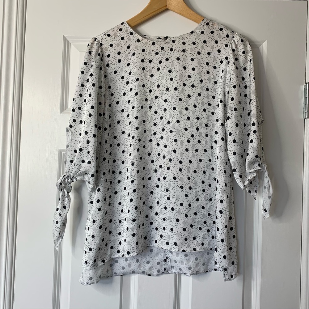 Hugo Boss White and Black Polka Dot Short Sleeve Women's Blouse Size 8